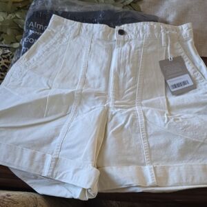 Everlane Cream Shorts